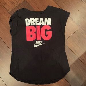 Girls Nike 6x tee